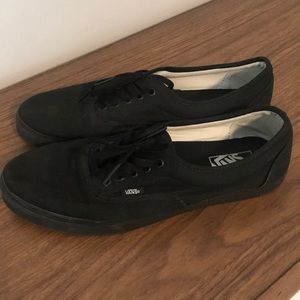 Black Vans Classic
